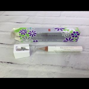 Elizabeth Arden Bold Eye Pencil
